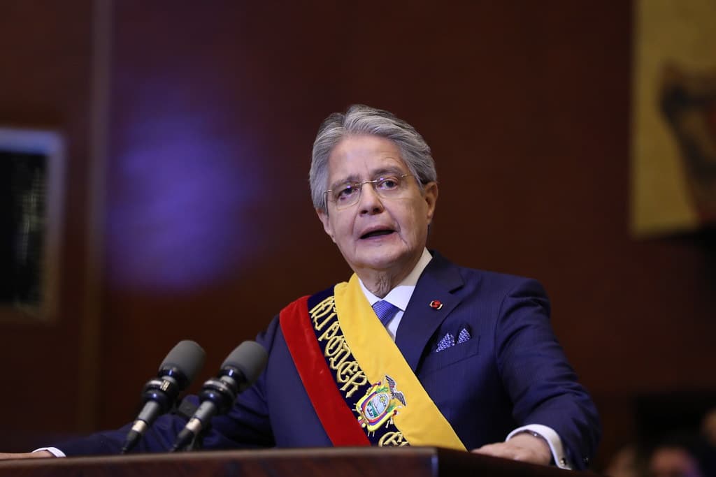“Muerte cruzada” en Ecuador disuelto el Parlamento, y a elecciones